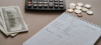 Toshl Finance controlando gastos en el celular