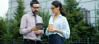 Aplicación Polaris Office en una tablet Android mostrando un documento, una hoja de cálculo y una presentación abiertos