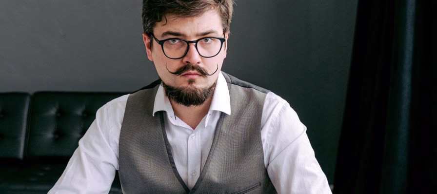 emprendimiento con trabajo de tiempo completo